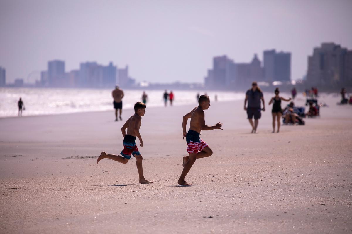Myrtle Beach Reopens All Beaches to the Public After Opposing Reopening Order