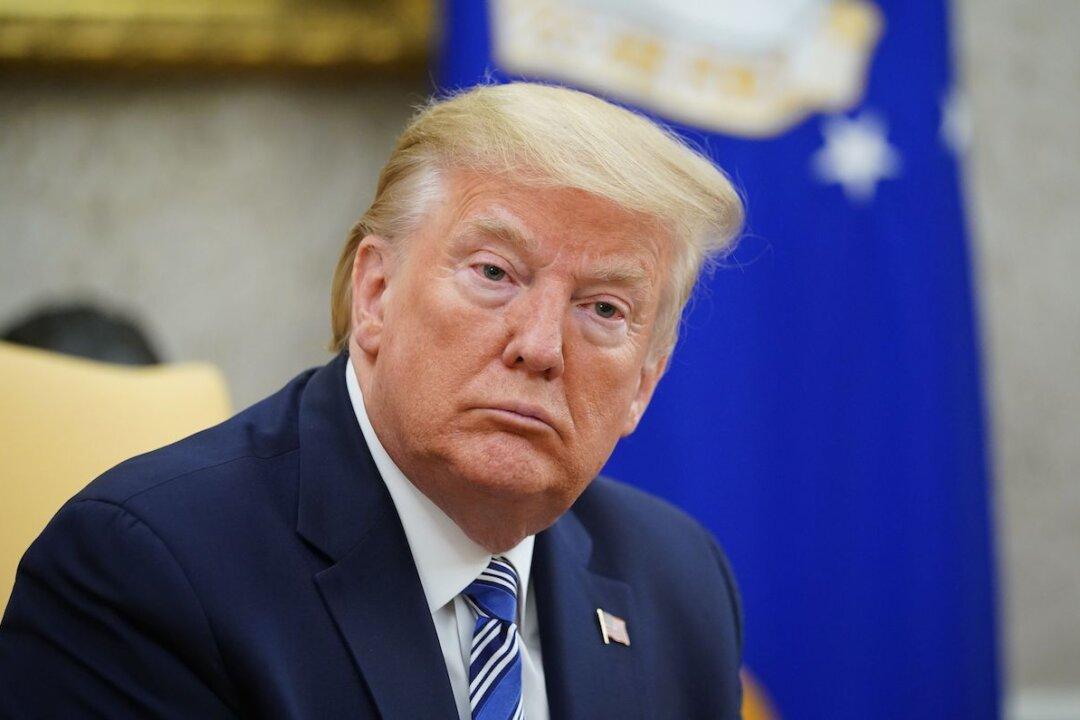 Trump Says Sweden ‘Paying Heavily’ For Not Imposing Lockdown