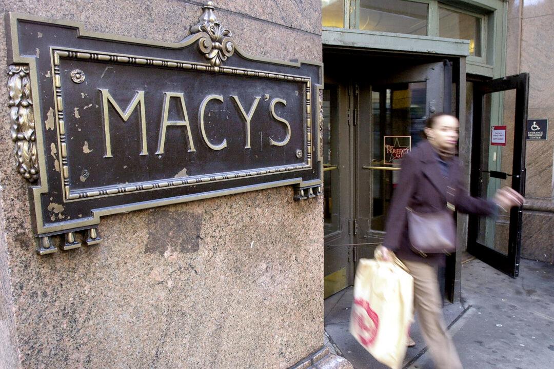 Macy’s to Open 68 Stores In 5 States Next Week