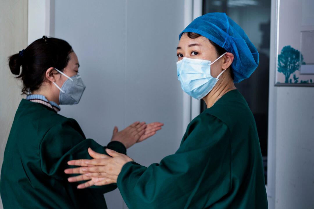 Shenzhen Village Under Lockdown Due to New COVID-19 Cases