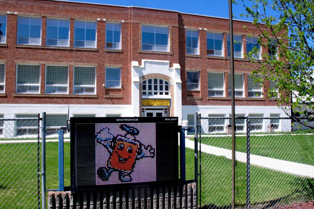 Small Montana School Among First in US to Reopen Under Phased Plan