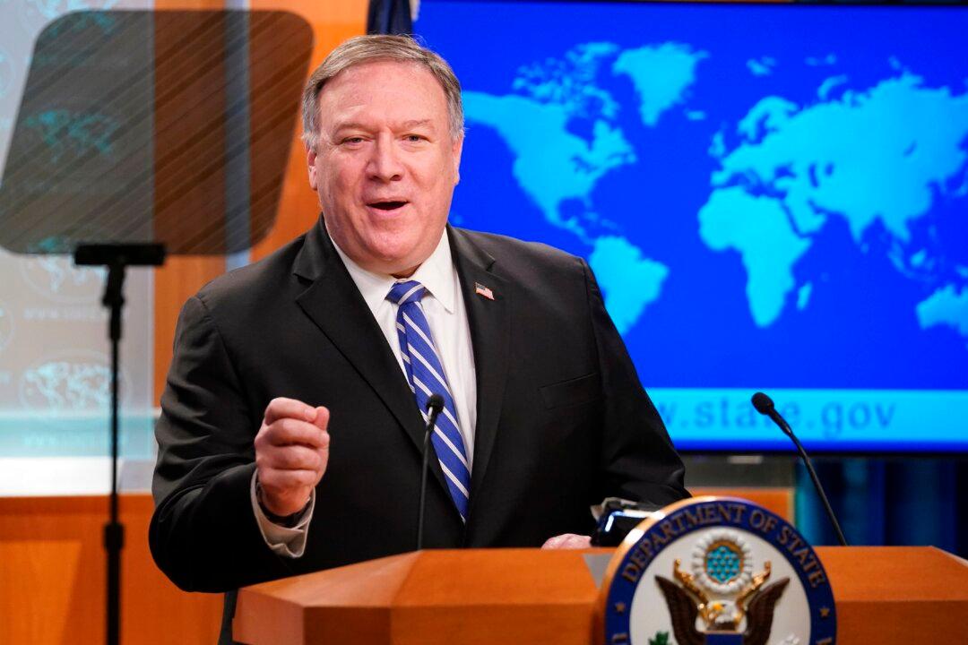 US Hits CCP Officials With Visa Bans Over Tibet Access