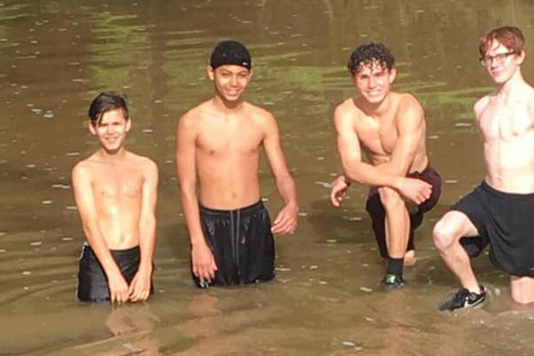 4 Brave Boys See Girl Drowning in a High Creek During Rainstorm, Leap to the Rescue, Save Her Life