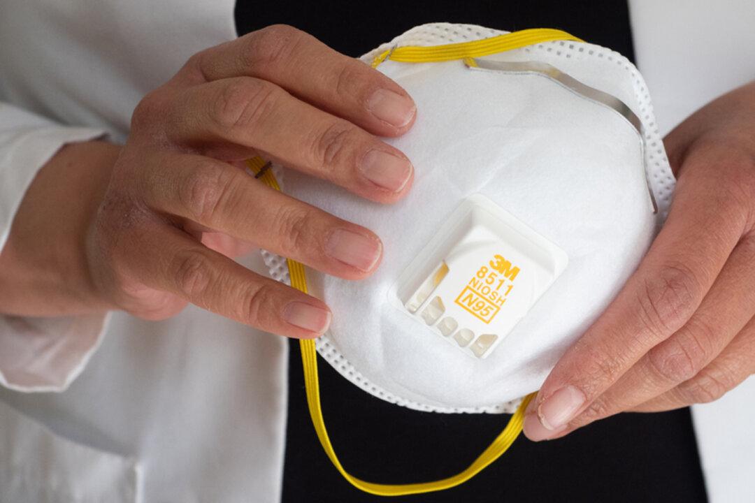 Retired Farmer Donates N-95 Mask to New York Governor, Gets Rewarded With a College Degree