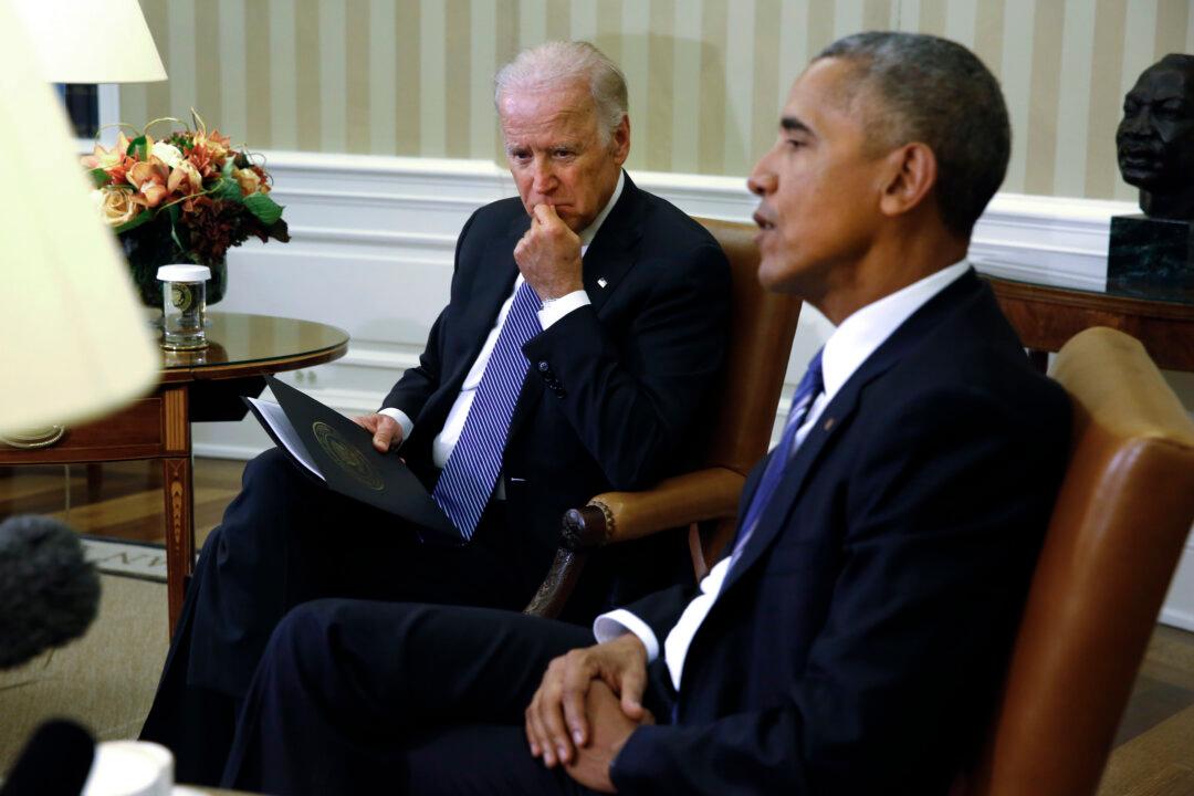 Biden Says He Was Aware of Probe on Michael Flynn