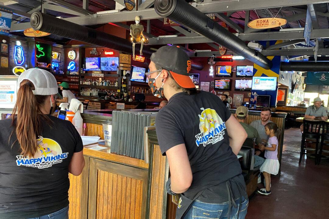 Restaurants in Parts of California Can Open for Sit-Down Dining