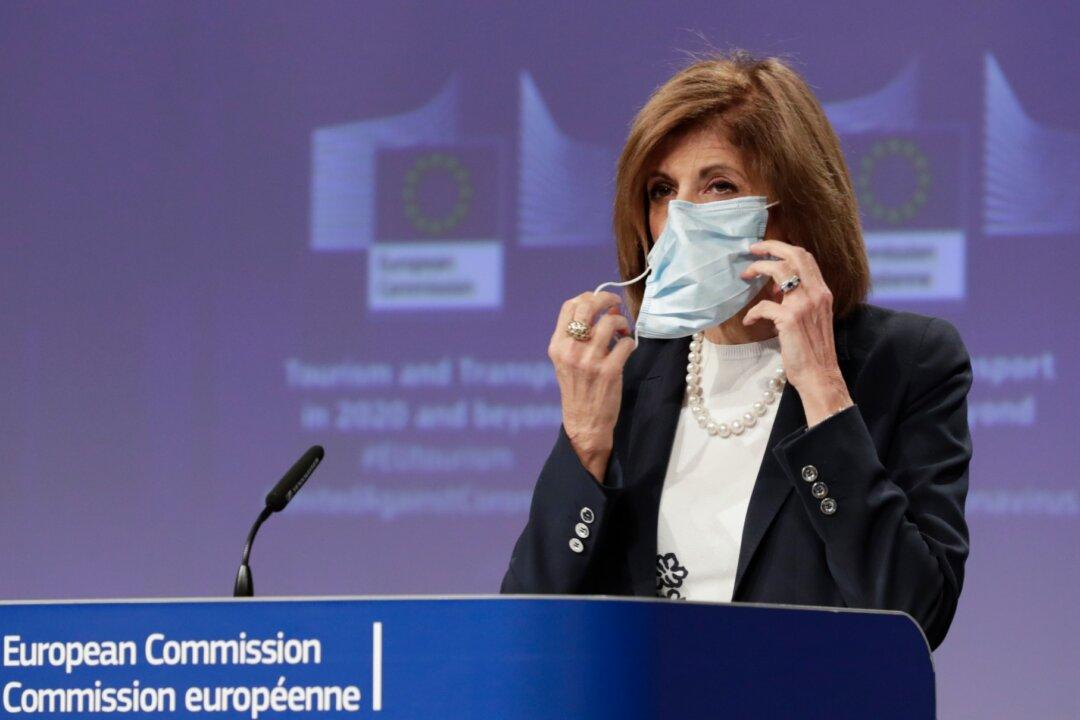 EU Suspends Delivery of 10 Million Chinese Masks Over Quality Issues