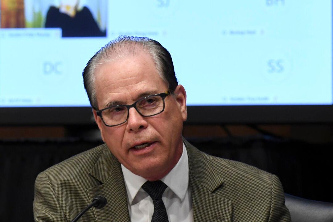 Republican Senator Introduces Legislation to Limit Qualified Immunity for Police