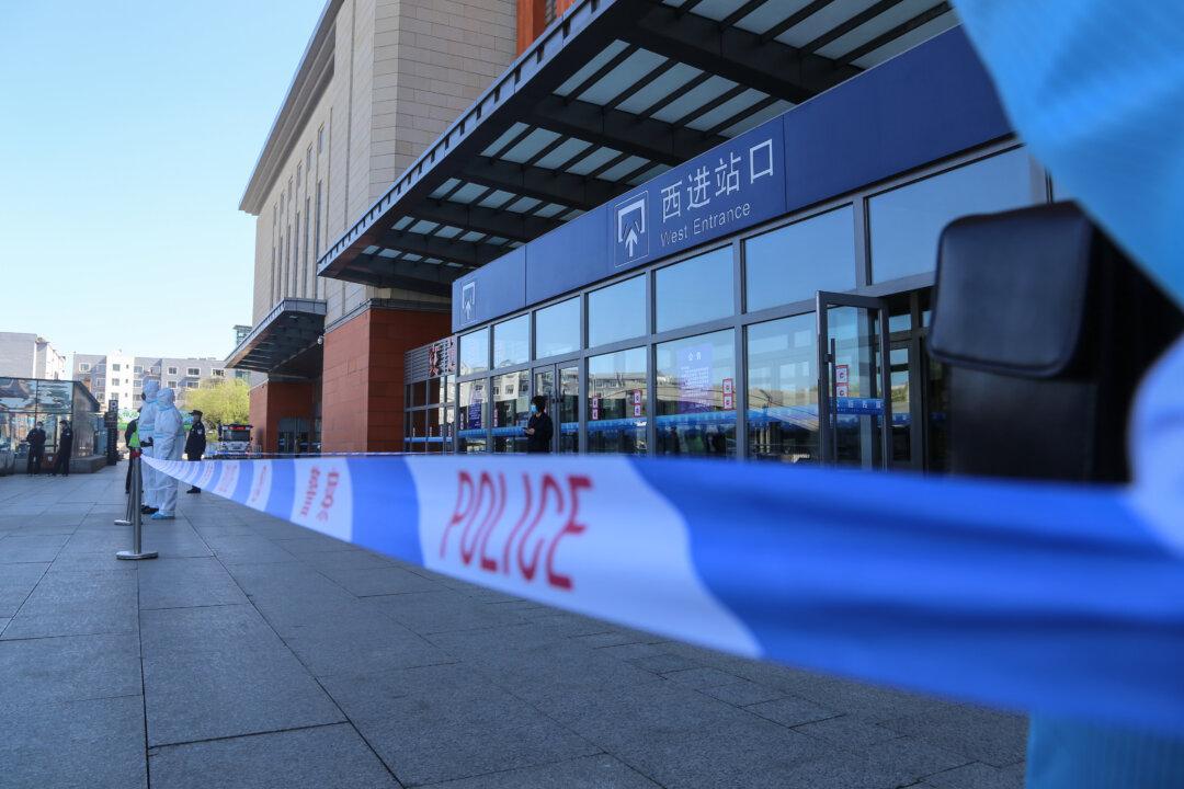 China’s Jilin Province Building Mobile Hospitals as Virus Outbreak Worsens