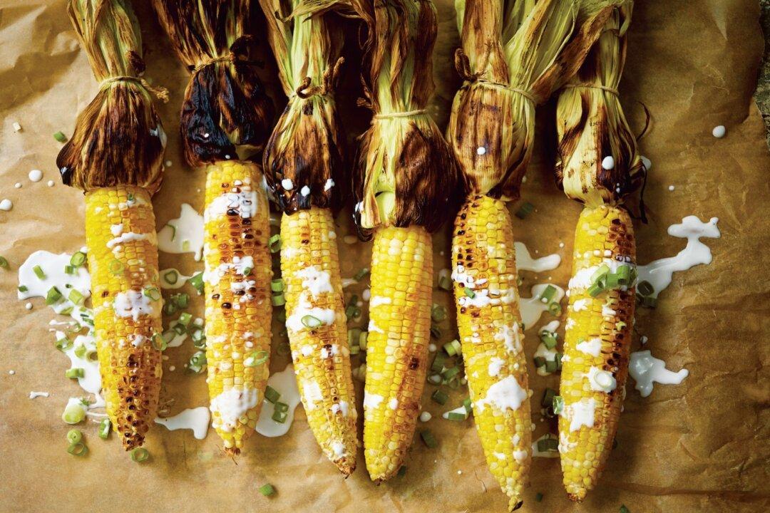 Grilled Corn With Coconut Sauce