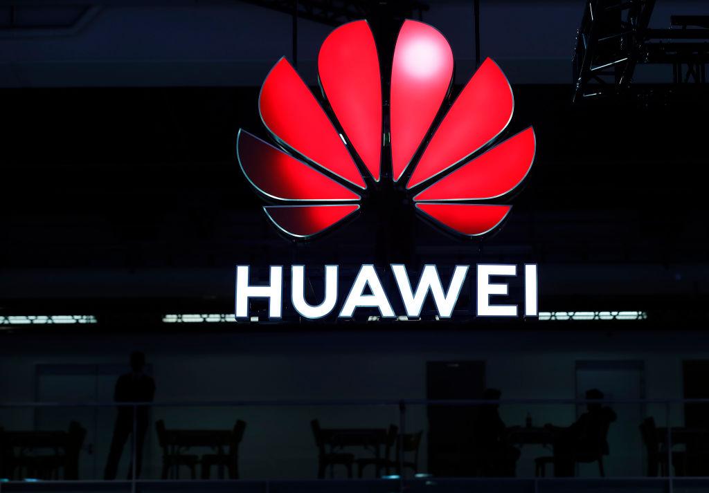 Beijing Threatens Retaliation After US Imposes New Export Ban on Huawei