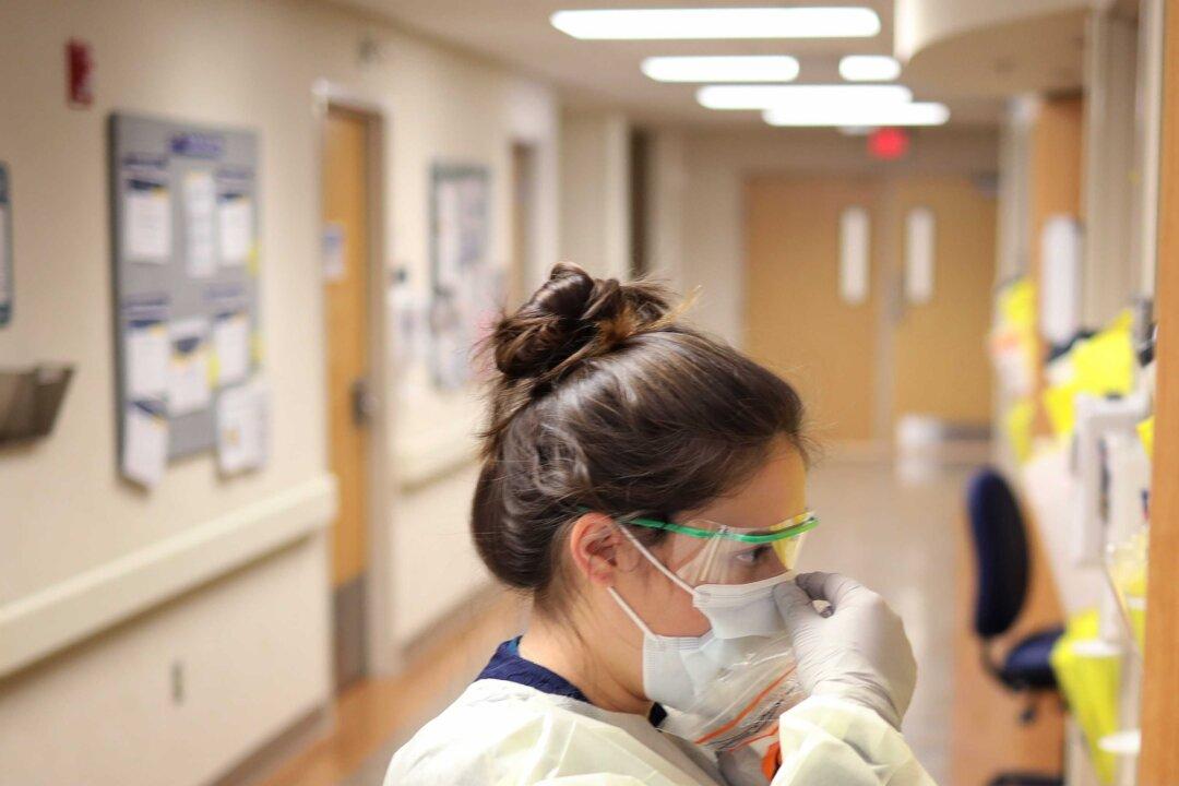 Consumer Groups Urge Lawmakers Against Shielding Health Care Providers From CCP Virus Lawsuits