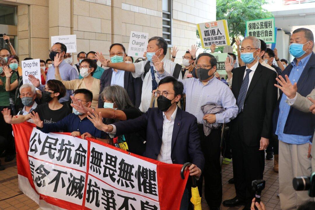 Hong Kong’s Veteran Pro-Democracy Activists Defiant as They Hear Charges in Court