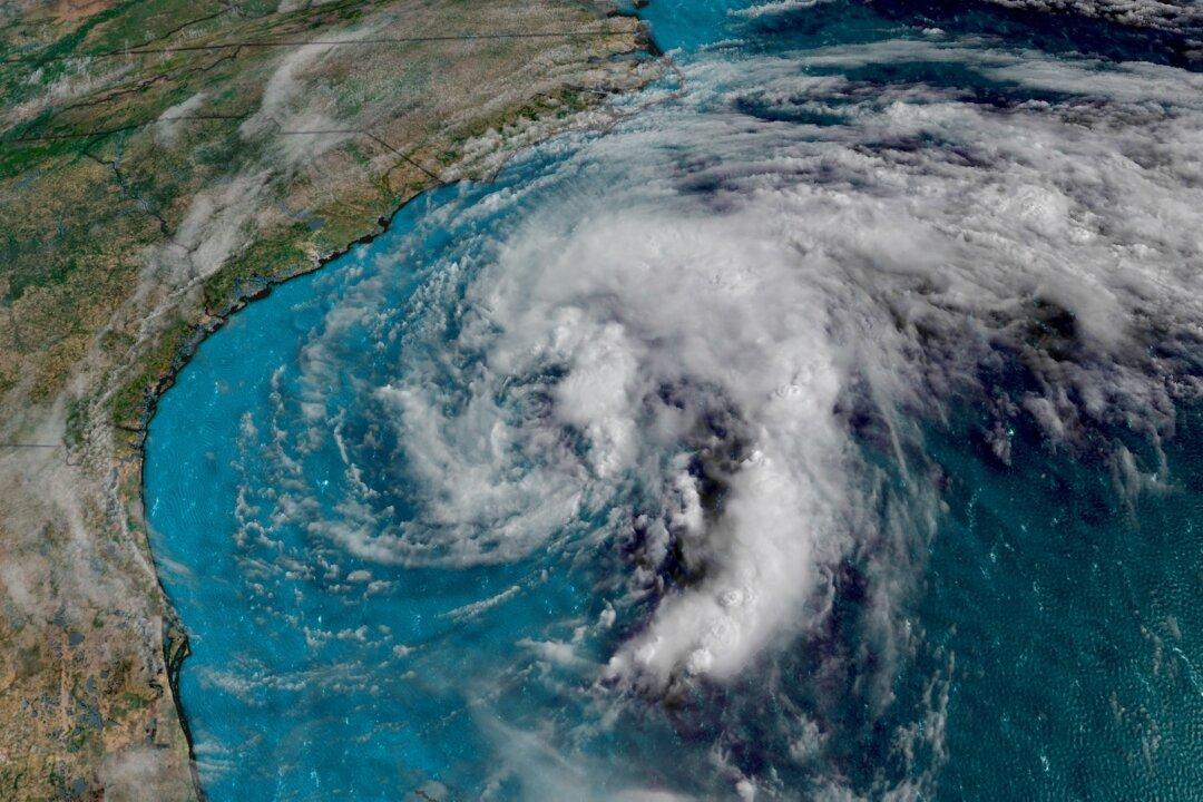 Tropical Storm Arthur Hits North Carolina Coast With Rain