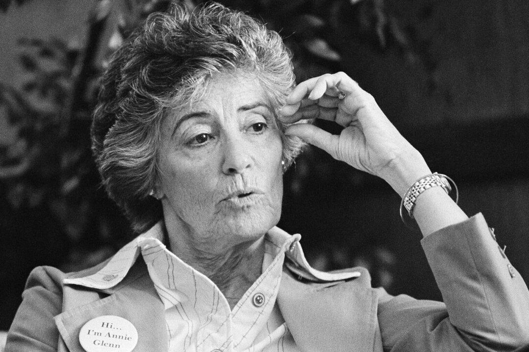 Annie Glenn, 100, Famed Astronaut’s Widow, Dies of CCP Virus