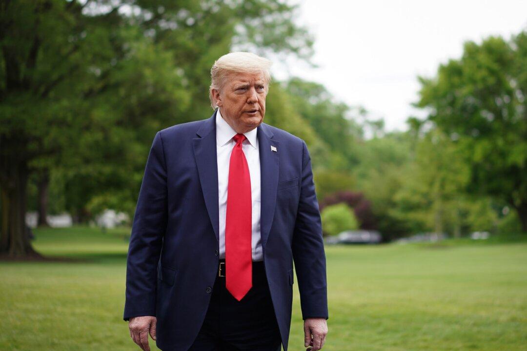 ‘Potential Benefit’ of Trump Taking Hydroxychloroquine Outweighed Risks: White House Physician