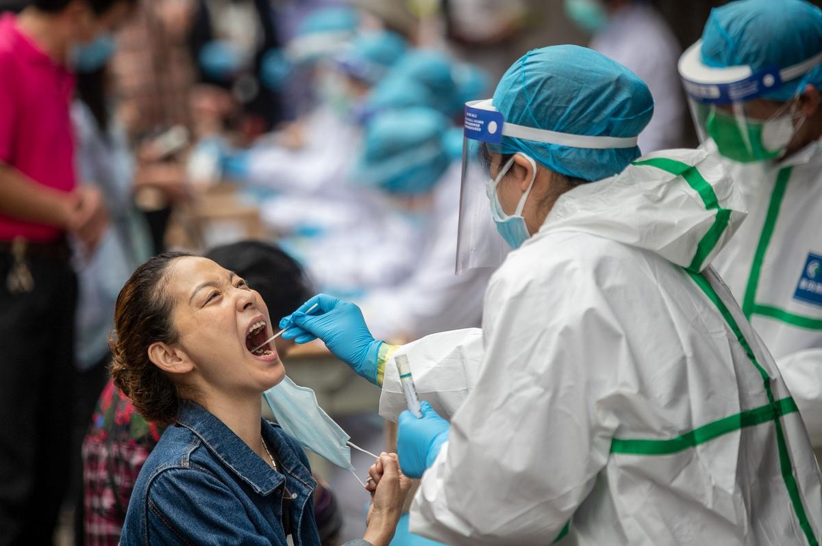 Wuhan’s Mass Virus Testing Results Called Into Question as Another Doctor Dies