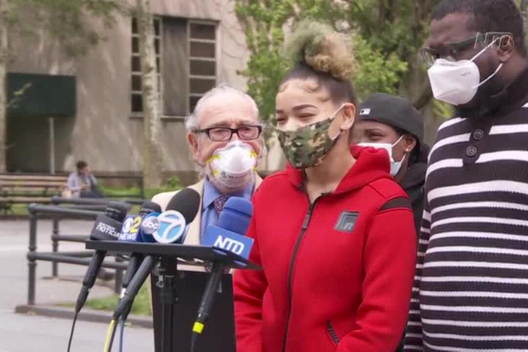 NY Mother Speaks out After Getting Arrested for Not Wearing Mask