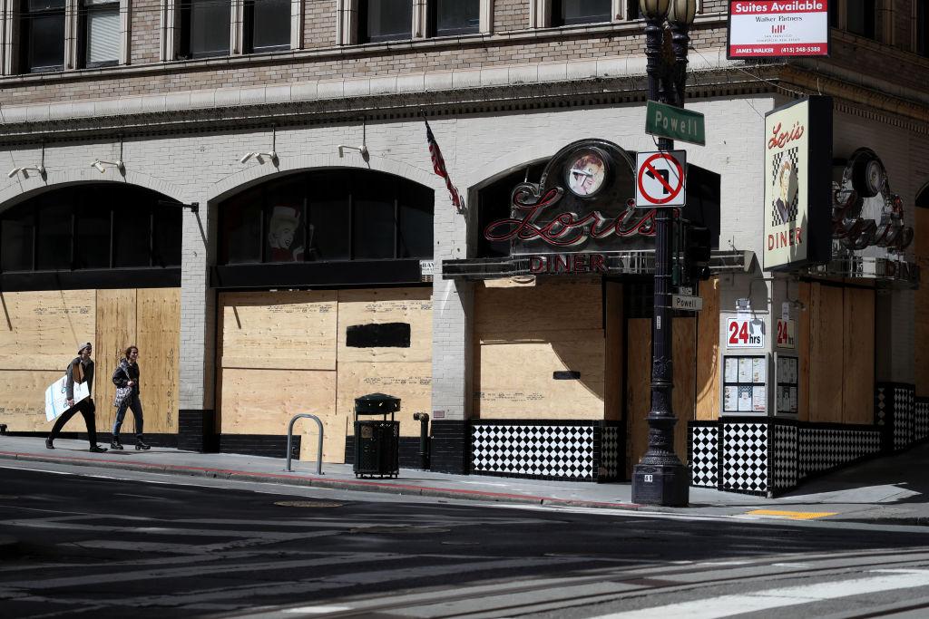 First San Francisco Bay Area Restaurant Reopens for Dine-In