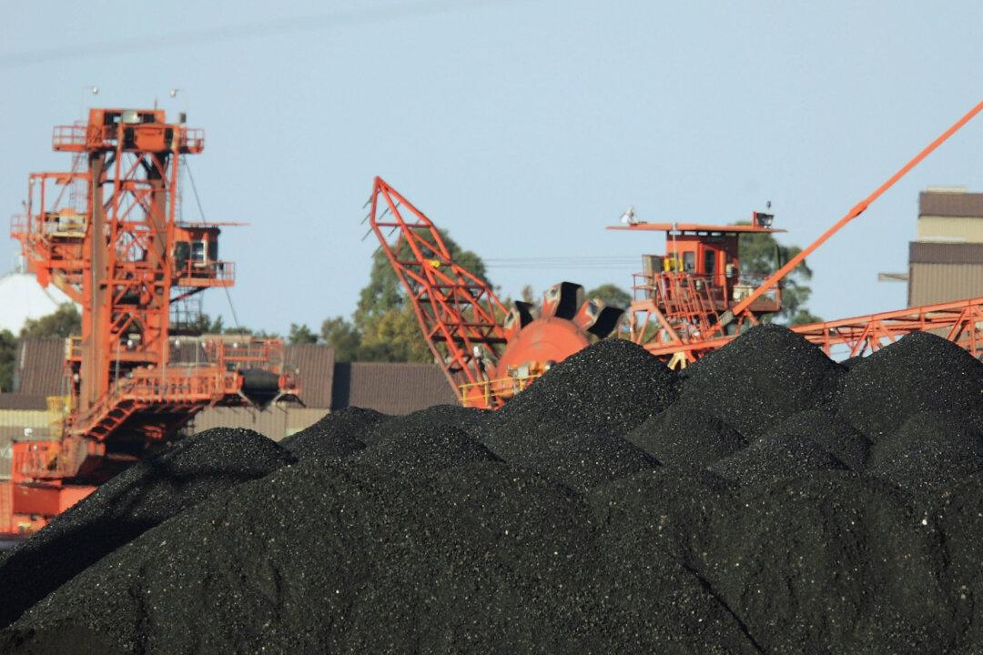 $700 Million Worth of Australian Coal Held Up at Chinese Ports