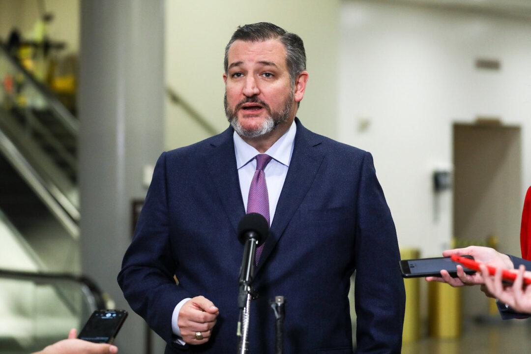 Ted Cruz Calls on SCOTUS to Take Up Pennsylvania Election Challenge