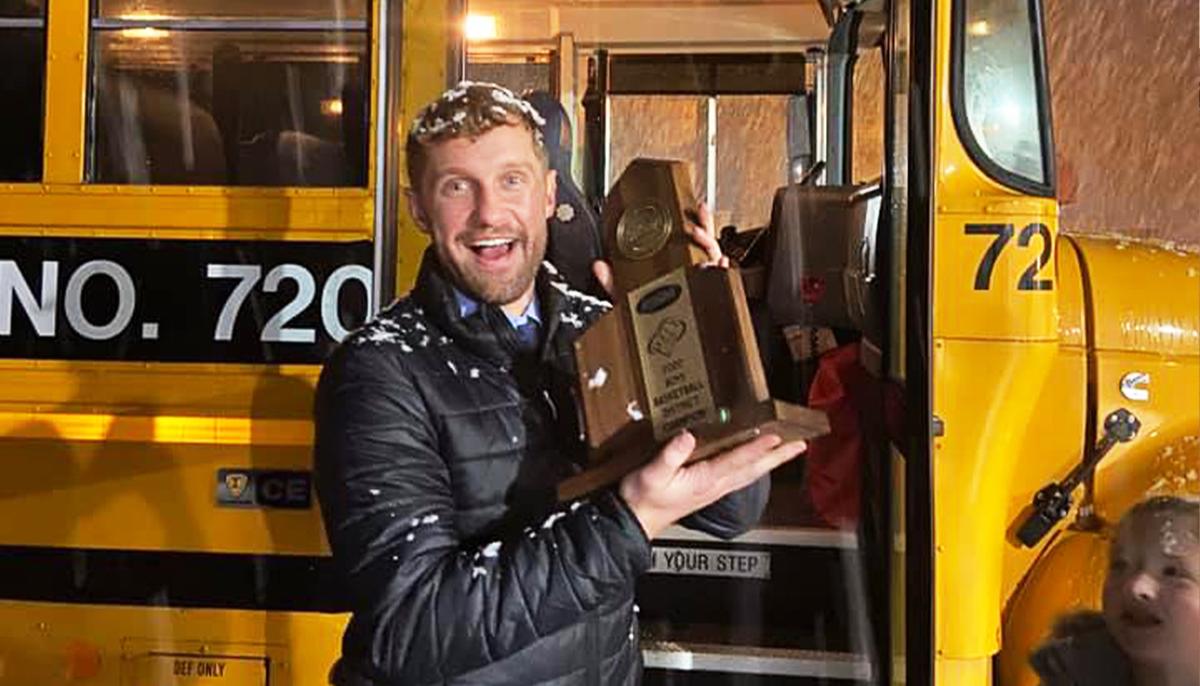 A+ Student Gives Away Bonus Points to Lowest Scorer in Test