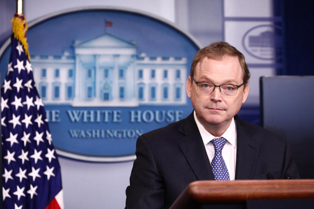White House Economic Adviser: Unemployment Rate Could Be ‘Double Digits’ in Fall