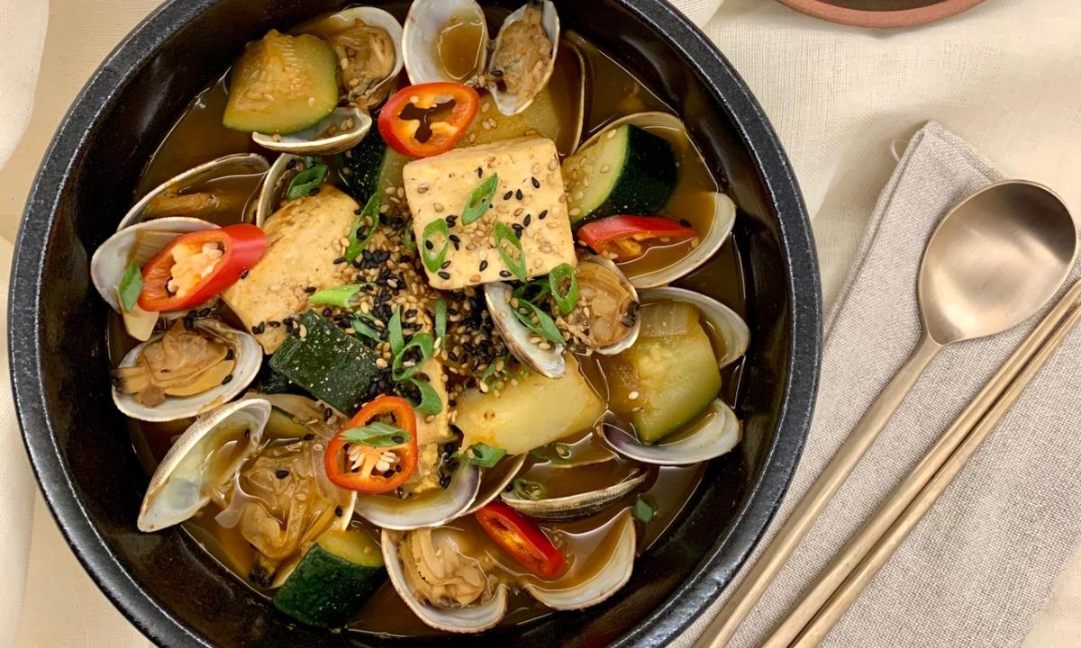 Doenjang Jjigae (Korean Fermented Soybean Stew)