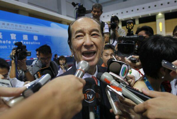 Macao tycoon Stanley Ho, talks to reporters after the Macau chief executive election in Macao on July 26, 2009. (Vincent Yu/File Photo via AP)
