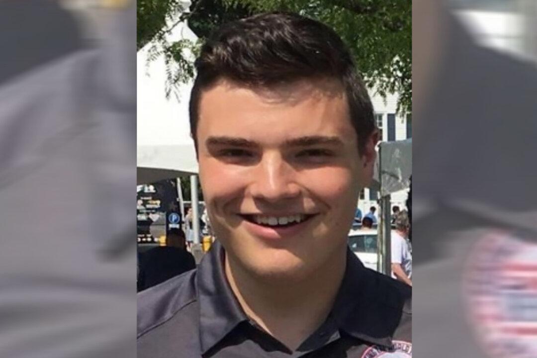 Police: Student Suspected in Killings Took Uber to Walmart