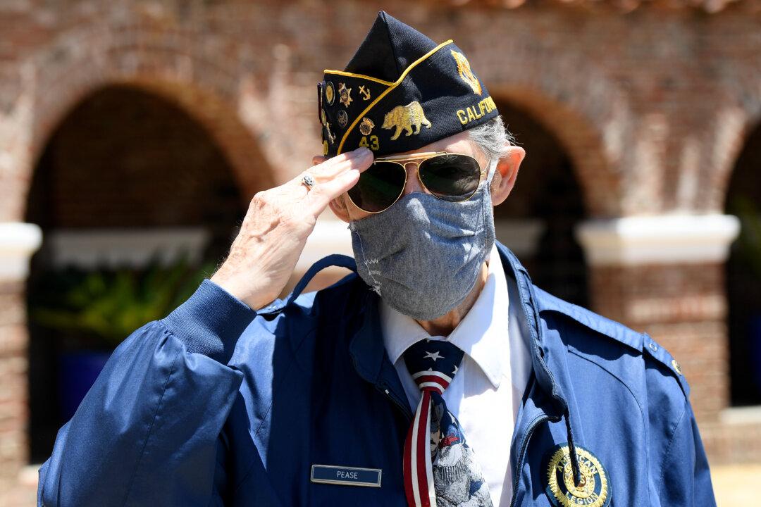 US Lawmakers Honor Soldiers and Their Families on Memorial Day