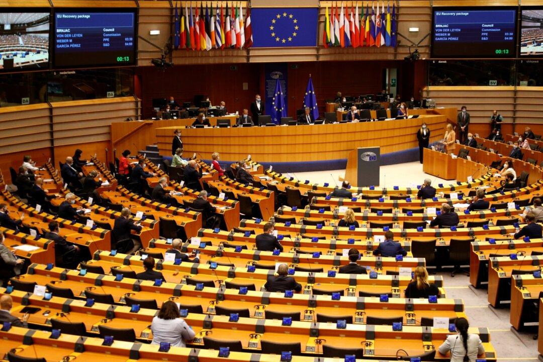 ‘Europe’s Moment:’ EU Lays out Costly Rescue for Squabbling Bloc