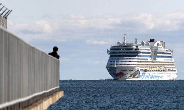 Canada Enacts Ban of Large Cruise Ships Until October