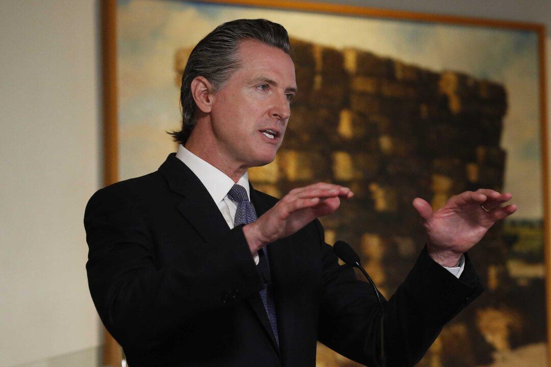 California’s Mail-In Ballot Bill Passes a Vote, as Newsom Issues New Order