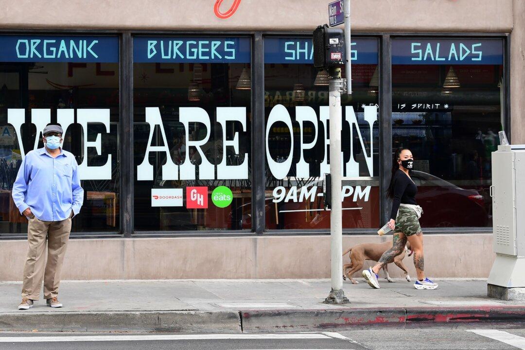 LA County Can Reopen Barbershops, Restaurants, Salons: Officials