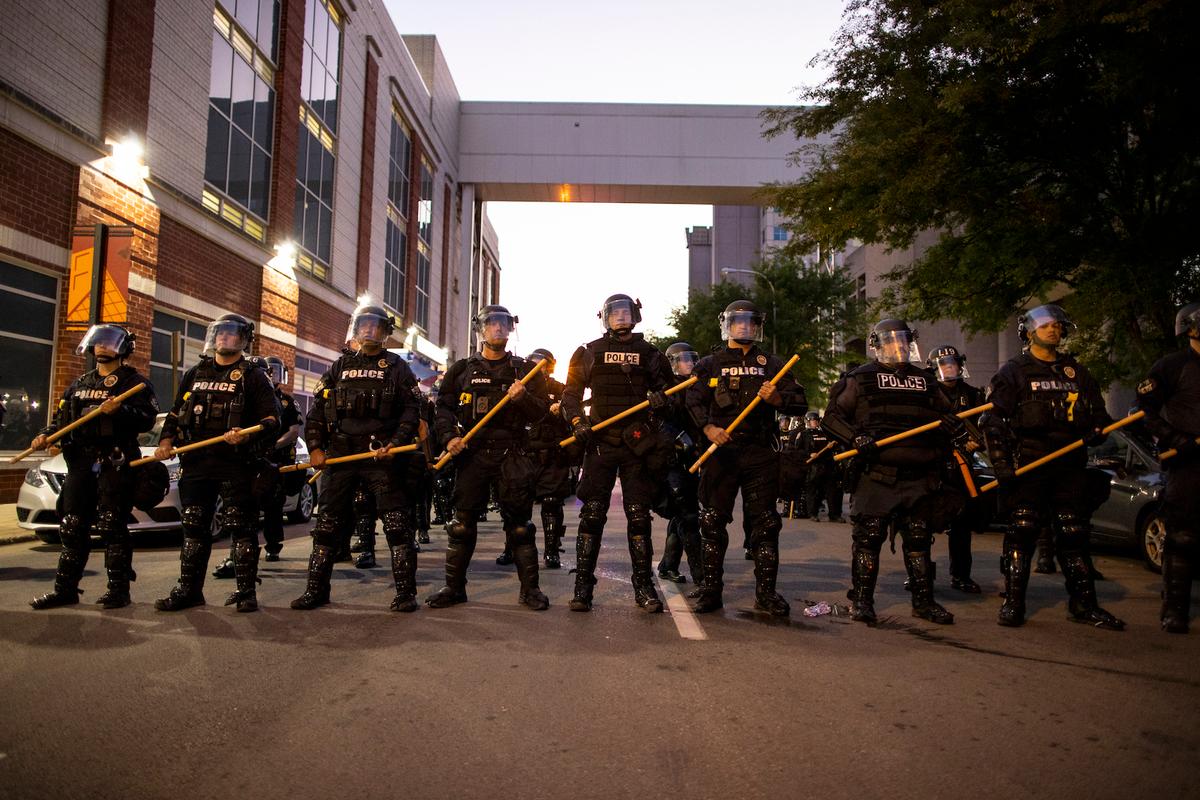 Police in riot gear stand in formation during protests in Louisville, Ky., on May 29, 2020. (Brett Carlsen/Getty Images)