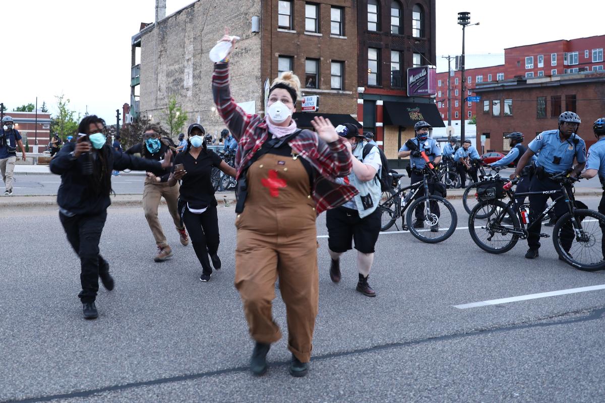 Cotton Calls for Trump to Use Insurrection Act, Deploy Active-Duty Military to Quell Riots