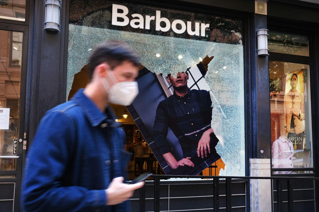 At Least 14 Stores Damaged in Lower Manhattan During Weekend Protests