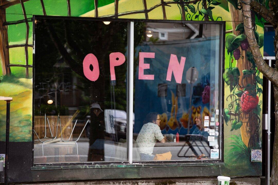 Reopening the Economy and a 4-Day Work Week: Experts Weigh In