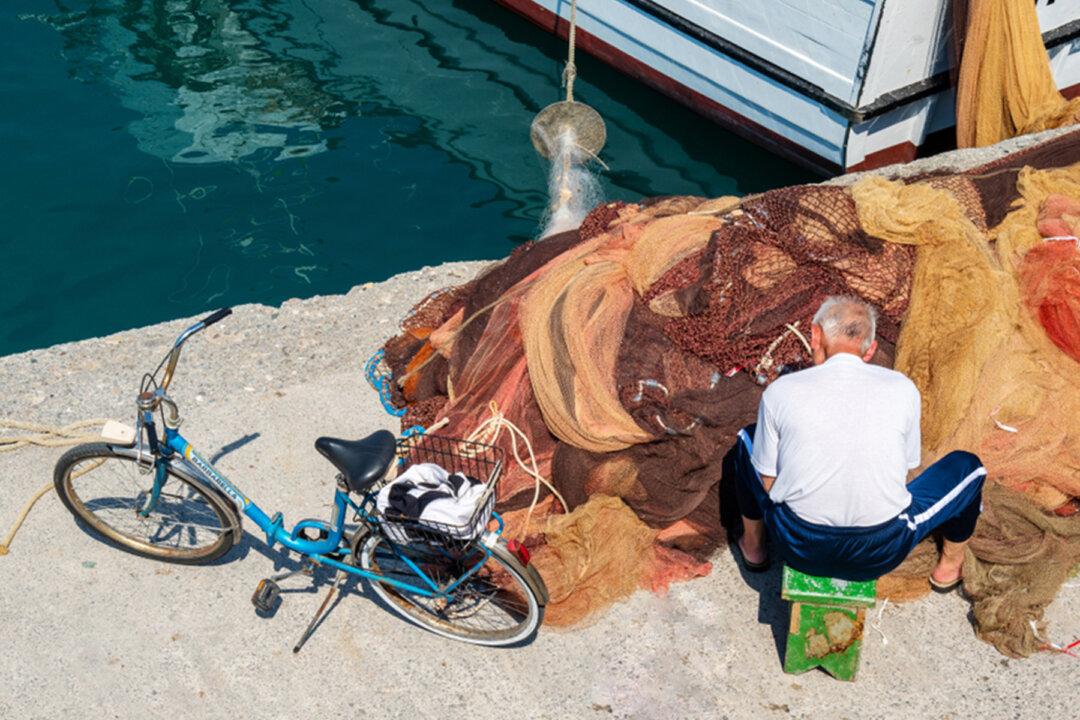 Cape Breton Fisherman Who Fished Till He Was 76 Turns 100, Shares Secret to Long Life