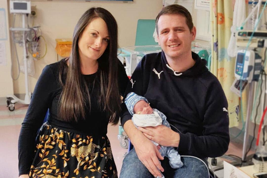 ‘Petrified’ Mom of Four Endures Two Pioneering Surgeries to Save Unborn Baby’s Life