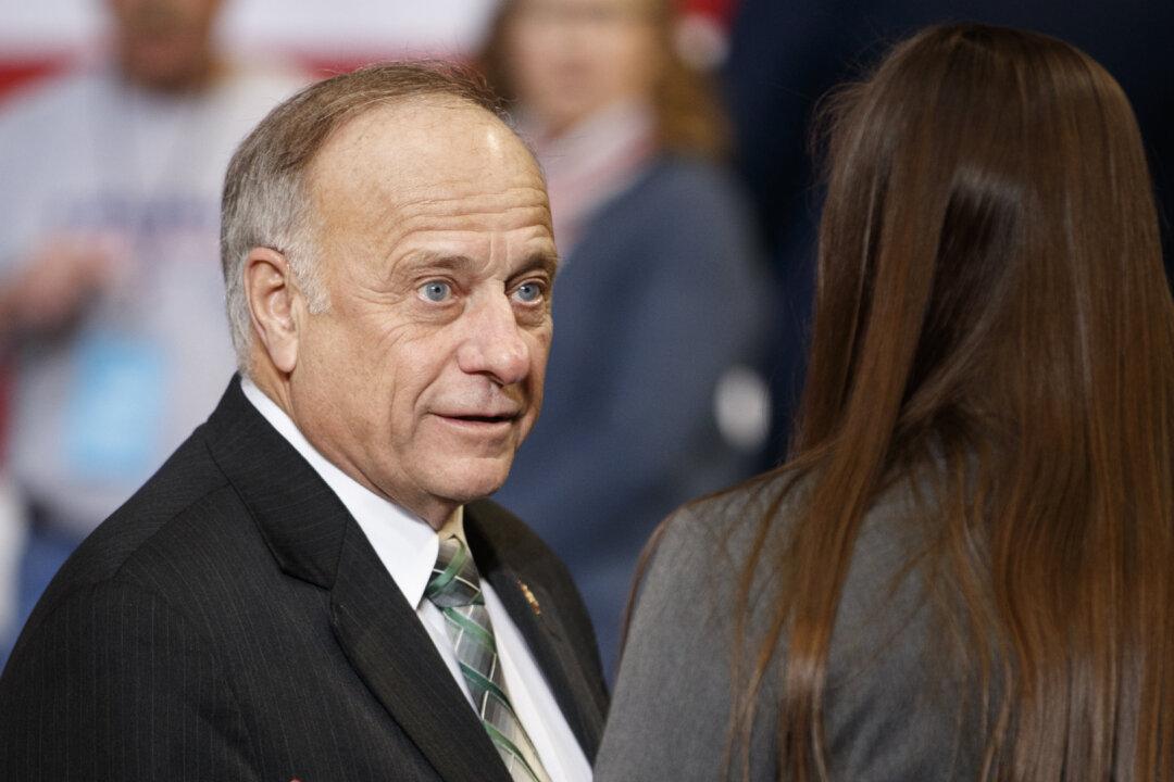 Iowa GOP Rep. Steve King Falls To Primary Challenger Randy Feenstra