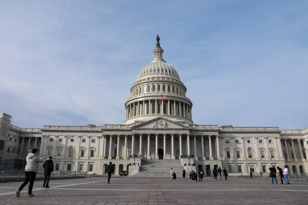 GOP Congressman Asks Why There’s No Plan for Reopening the Hill