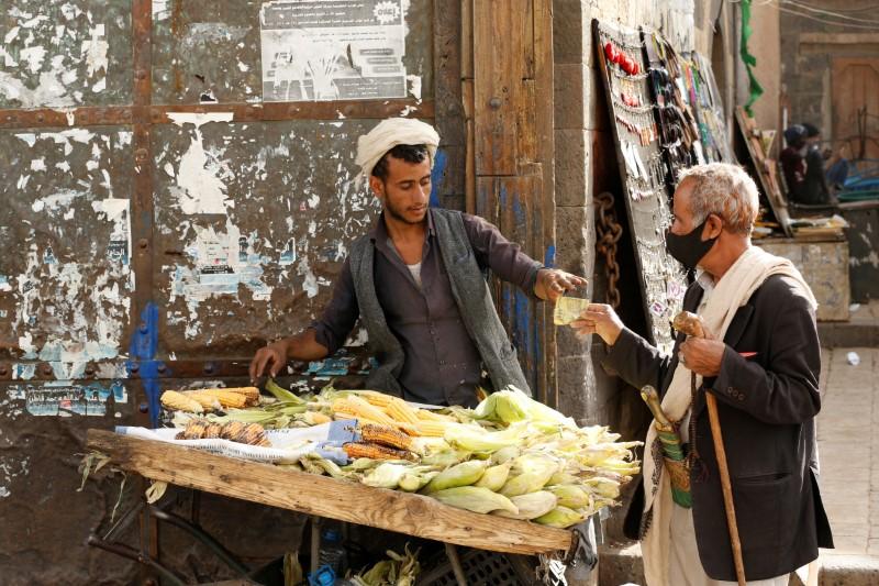 UN Says Donors Pledge $1.35 Billion in Humanitarian Aid to Yemen
