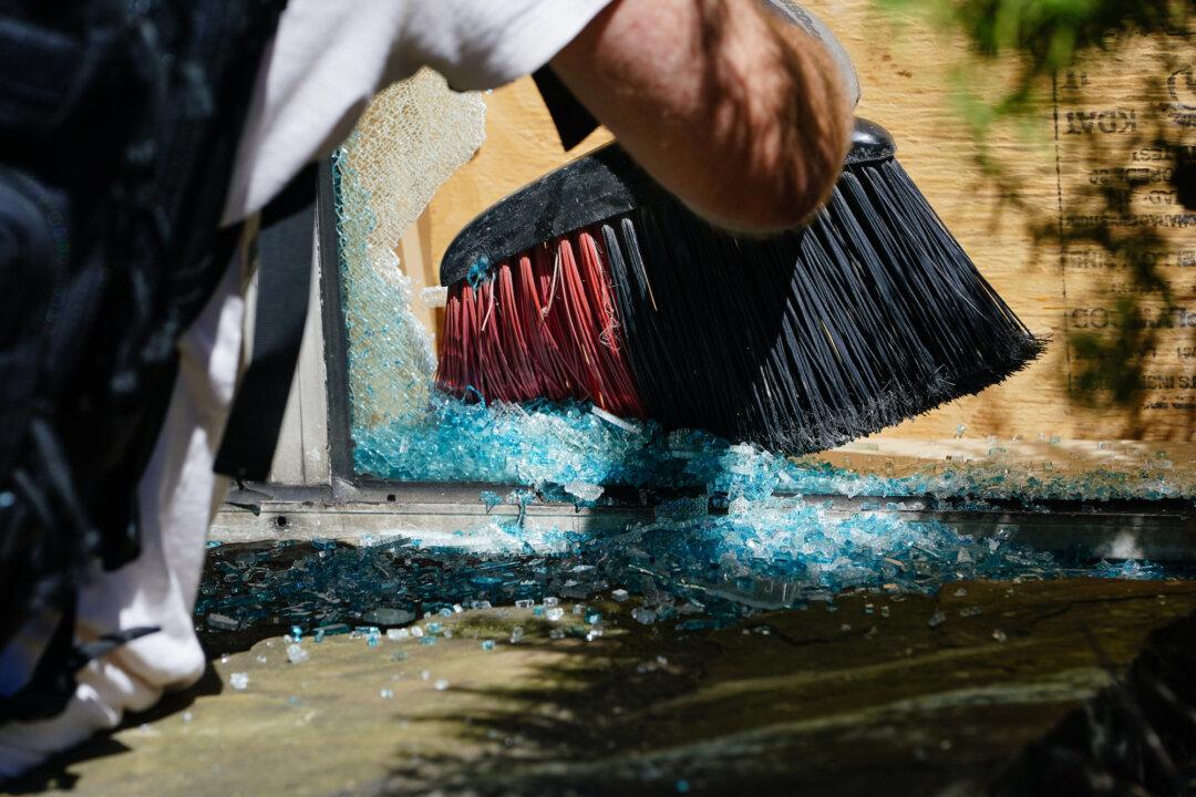 Dozens Arrested and $46,000 of Property Recovered After ‘Unprecedented’ Looting at Arizona Mall