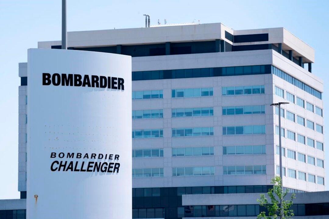 Feds Sign $105-Million Deal With Bombardier for 2 New Challenger Jets