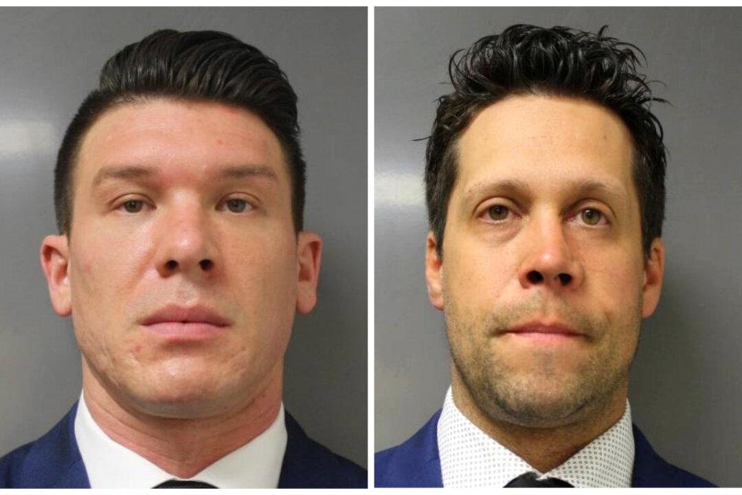Prosecutors: 2 Buffalo Police Officers Charged With Assault