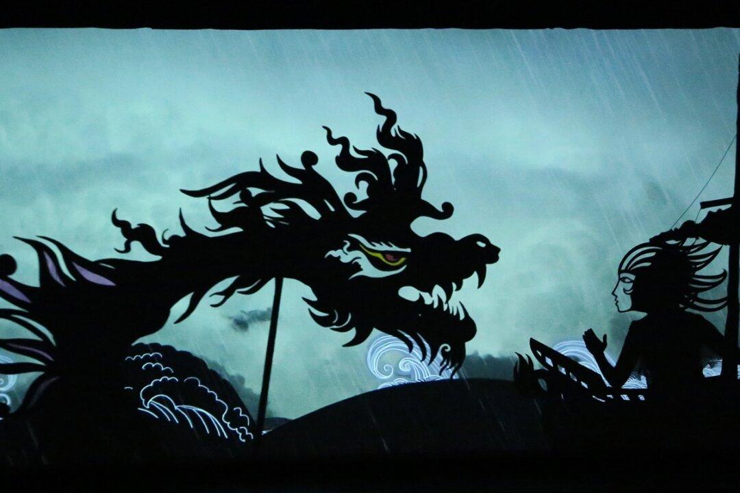 Theater Review: ‘Feathers of Fire: A Persian Epic’