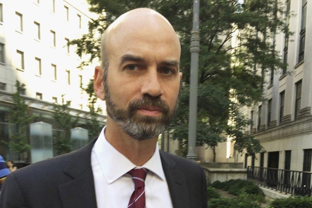 NY Times Editorial Page Editor Resigns Following Sen. Tom Cotton Op-ed
