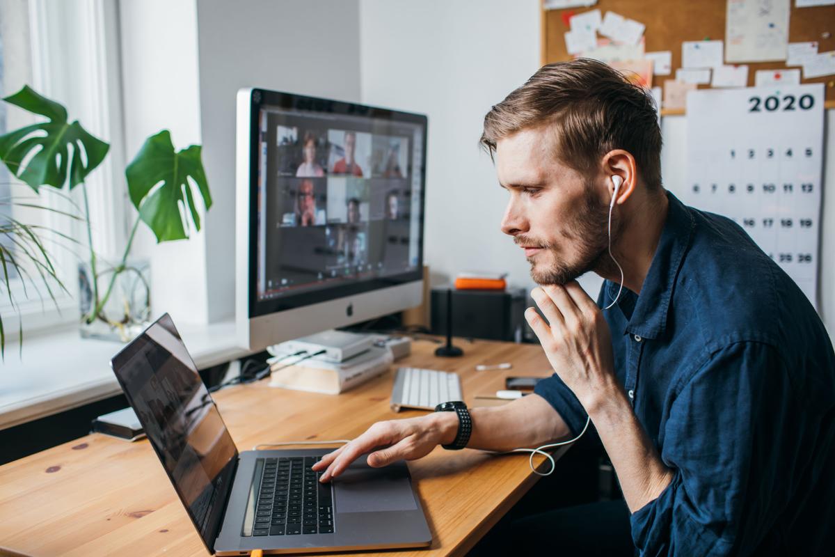 Should You Invest In a Friend’s Business